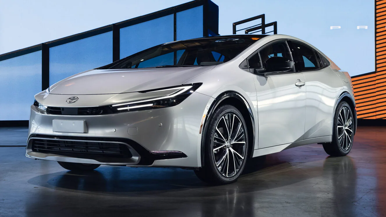 2023 Toyota Prius: Redefining Hybrid Efficiency